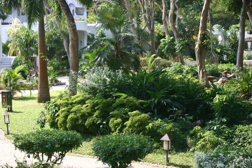 Ocean Village Club (Adults Only) Диани-Бич Экстерьер фото